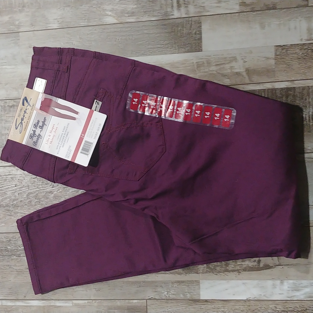 Seven7 High Rise Booty-Shaper Jean